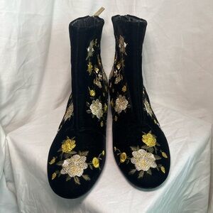 Topshop Floral Embroidered Black Velvet Ankle Boots